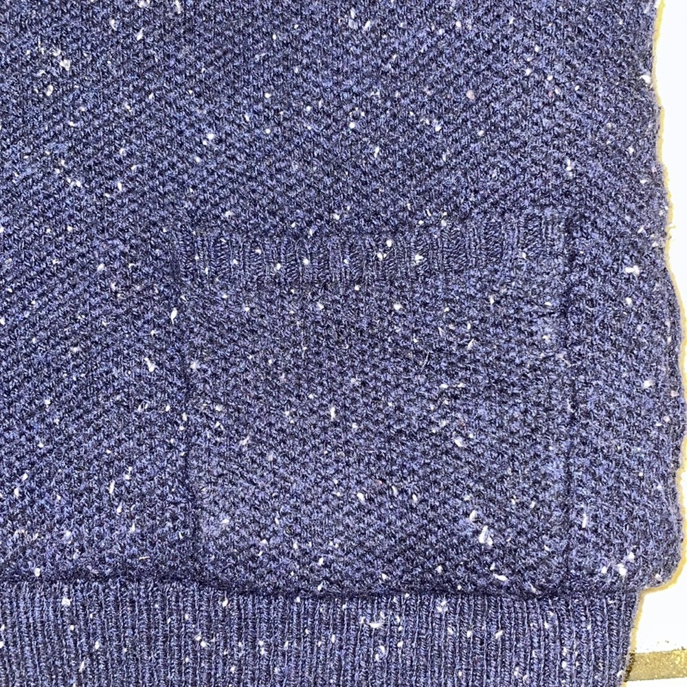 Vests - Picture 4 of 5